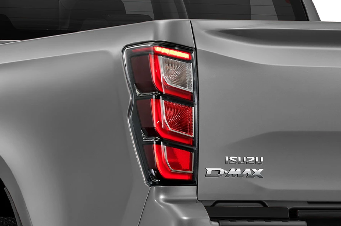 Isuzu D-Max Extended Cab 1